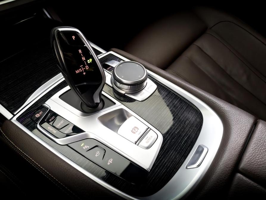BMW 7 серии VI (G11/G12) Рестайлинг Санкт-Петербург  - изображение 28