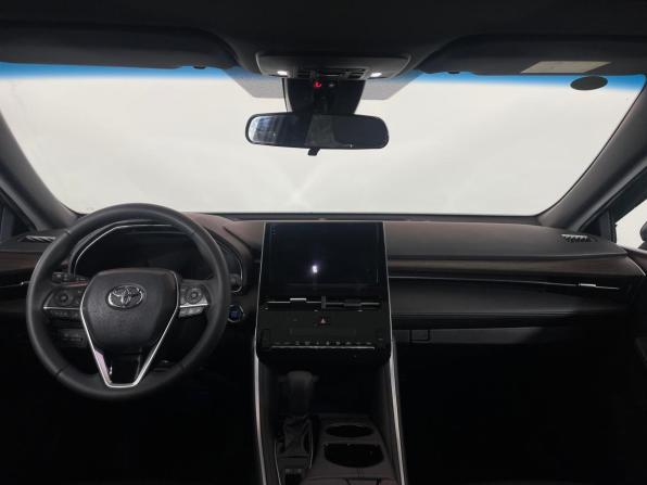 Toyota Avalon V с пробегом 2022 года, цена 2 980 000 рублей, 57312 км, седан, Автокод Объявления