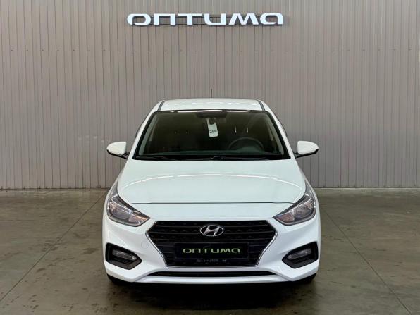 Hyundai Solaris II с пробегом 2017 года, цена 1 397 000 рублей, 126710 км, седан, Автокод Объявления