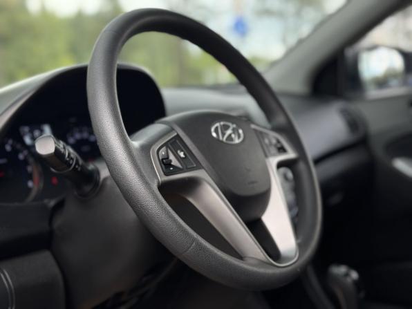 Hyundai Solaris I Рестайлинг с пробегом 2015 года, цена 1 109 000 рублей, 72639 км, хэтчбек, Автокод Объявления
