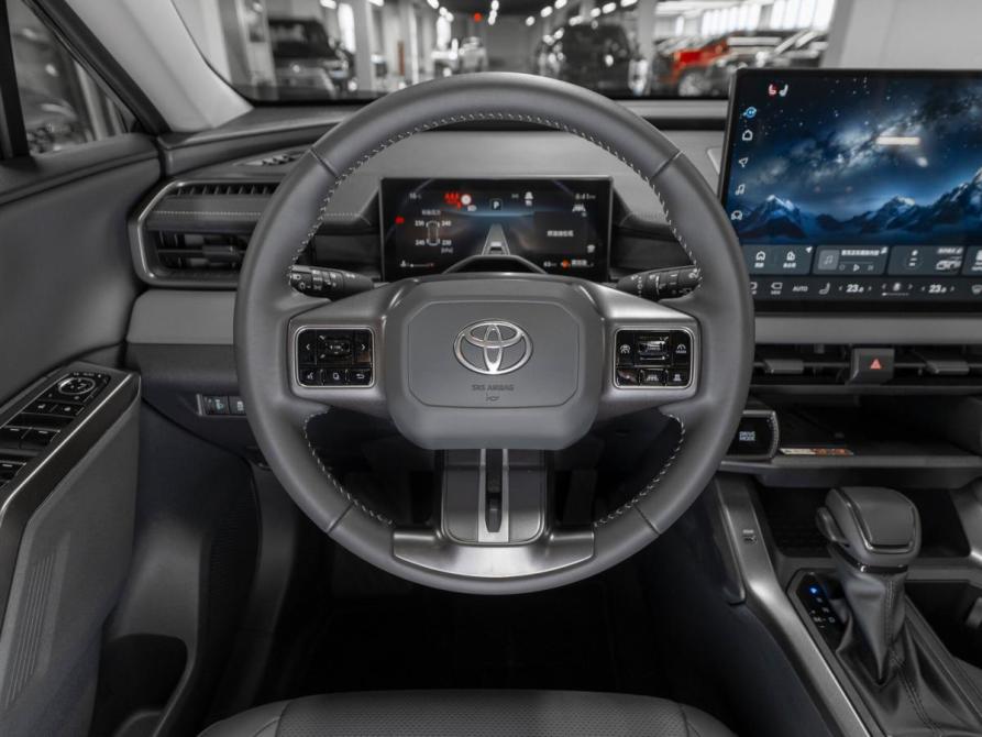 Toyota RAV4 VI (XA60) Москва  - изображение 14