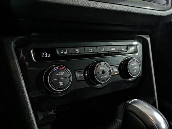 Volkswagen Tiguan II с пробегом 2020 года, цена 2 550 000 рублей, 95974 км, внедорожник, Автокод Объявления