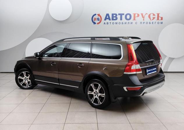 Volvo XC70 II Рестайлинг с пробегом 2015 года, цена 1 748 000 рублей, 297920 км, универсал, Автокод Объявления