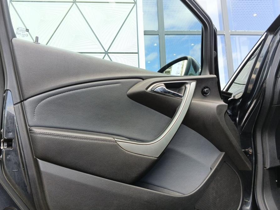 Opel Astra J Рестайлинг Москва  - изображение 16