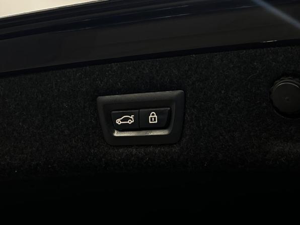 BMW 5 серии VII (G30/G31/G38) с пробегом 2019 года, цена 2 577 000 рублей, 263218 км, седан, Автокод Объявления
