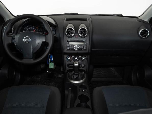 Nissan Qashqai I Рестайлинг с пробегом 2011 года, цена 820 000 рублей, 240000 км, внедорожник, Автокод Объявления