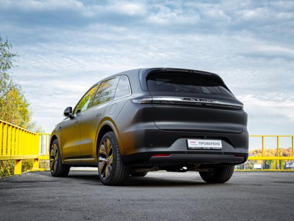 Li Auto (Lixiang) L6 I с пробегом 2024 года, цена 5 714 000 рублей, 42600 км, внедорожник, Автокод Объявления
