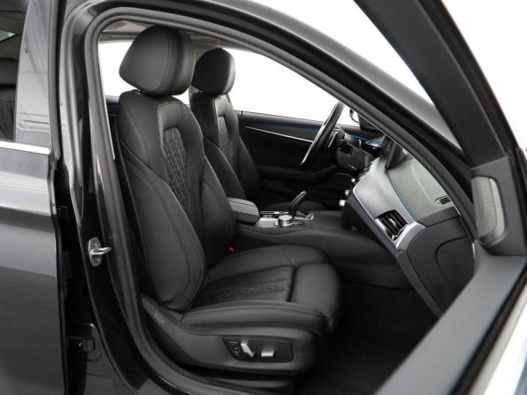 BMW 5 серии VII (G30/G31/G38) Рестайлинг с пробегом 2022 года, цена 4 599 600 рублей, 67938 км, седан, Автокод Объявления