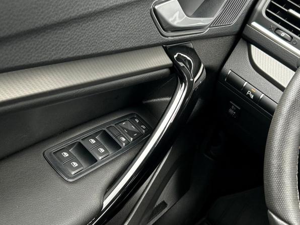 Lada (ВАЗ) Vesta I Рестайлинг (NG) с пробегом 2024 года, цена 1 598 600 рублей, 31345 км, универсал, Автокод Объявления