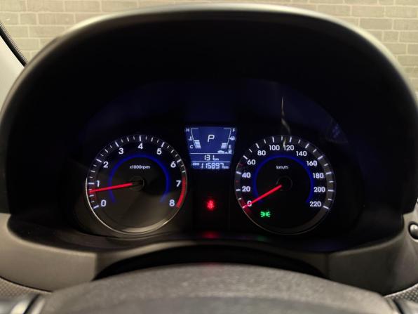 Hyundai Solaris I с пробегом 2012 года, цена 929 000 рублей, 115564 км, седан, Автокод Объявления