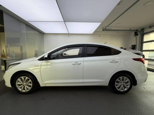 Hyundai Solaris II с пробегом 2018 года, цена 1 299 000 рублей, 164836 км, седан, Автокод Объявления