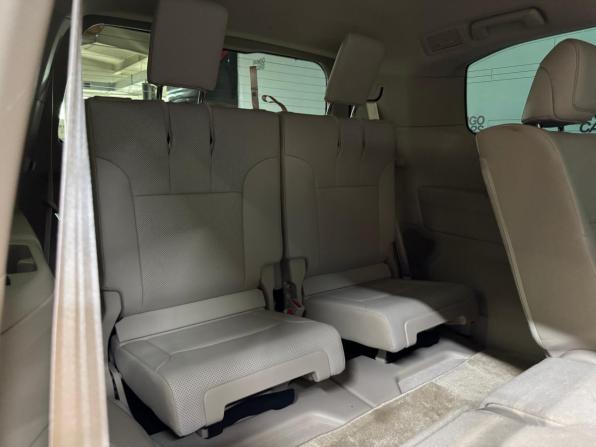 Toyota Land Cruiser 300 Series с пробегом 2022 года, цена 10 650 000 рублей, 54036 км, внедорожник, Автокод Объявления