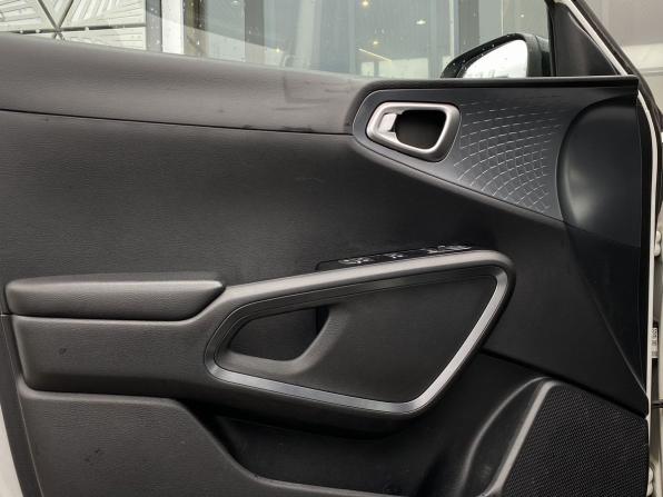 Kia Soul III с пробегом 2021 года, цена 1 639 000 рублей, 120016 км, хэтчбек, Автокод Объявления