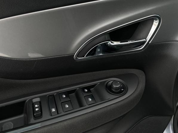 Opel Mokka I с пробегом 2013 года, цена 804 000 рублей, 199173 км, внедорожник, Автокод Объявления