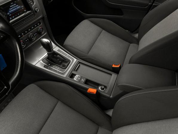 Volkswagen Golf VII с пробегом 2015 года, цена 1 140 000 рублей, 258514 км, хэтчбек, Автокод Объявления