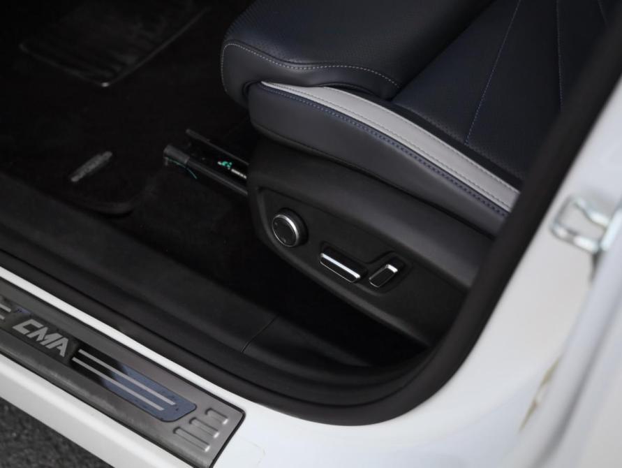 Geely Atlas II Санкт-Петербург  - изображение 25