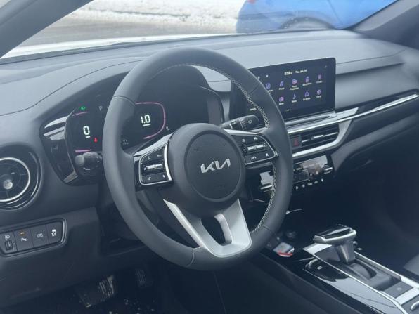 Новый Kia K3 II (China Market) Рестайлинг 2025 года, цена 2 800 000 рублей, седан, Автокод Объявления