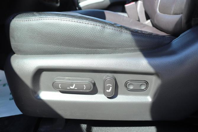 Hyundai Santa Fe II Рестайлинг с пробегом 2011 года, цена 1 299 995 рублей, 243266 км, внедорожник, Автокод Объявления