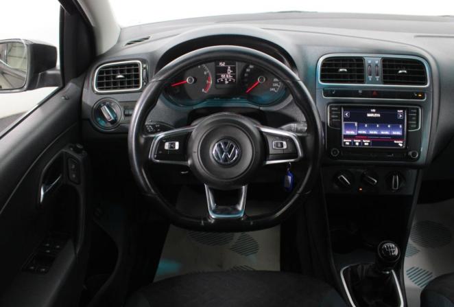Volkswagen Polo V Рестайлинг с пробегом 2019 года, цена 875 000 рублей, 159163 км, седан, Автокод Объявления