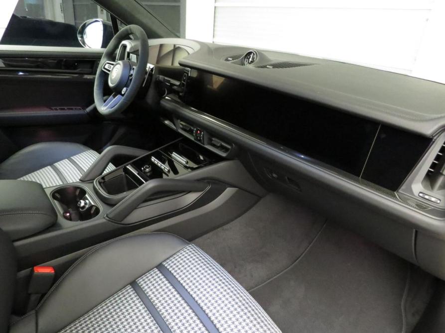 Porsche Cayenne III Рестайлинг Санкт-Петербург  - изображение 6