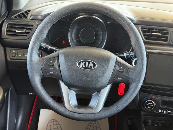 Kia Rio III с пробегом 2013 года, цена 795 000 рублей, 167000 км, седан, Автокод Объявления