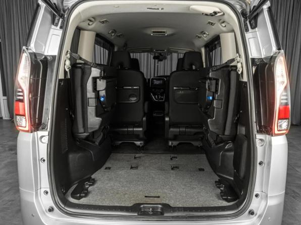 Nissan Serena V (C27) с пробегом 2018 года, цена 2 140 000 рублей, 57800 км, минивэн, Автокод Объявления