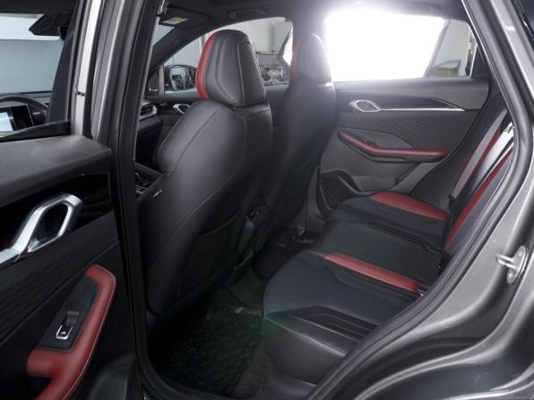 Geely Coolray I Рестайлинг с пробегом 2024 года, цена 2 099 000 рублей, 43943 км, внедорожник, Автокод Объявления
