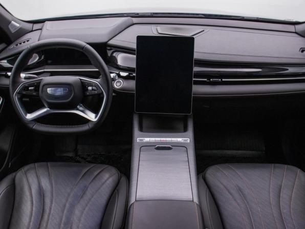 Geely Preface I с пробегом 2024 года, цена 2 667 000 рублей, 4156 км, седан, Автокод Объявления