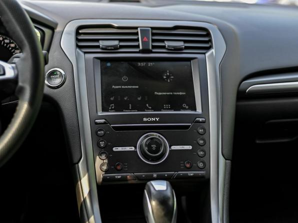 Ford Mondeo V с пробегом 2017 года, цена 1 380 000 рублей, 168452 км, седан, Автокод Объявления