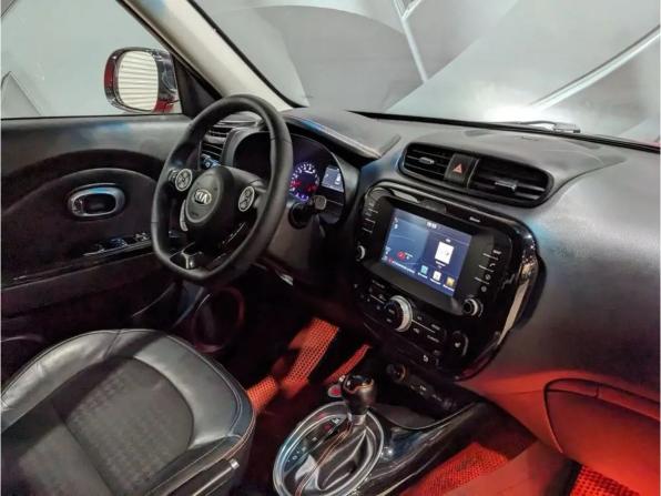 Kia Soul II Рестайлинг с пробегом 2016 года, цена 1 395 000 рублей, 99985 км, хэтчбек, Автокод Объявления