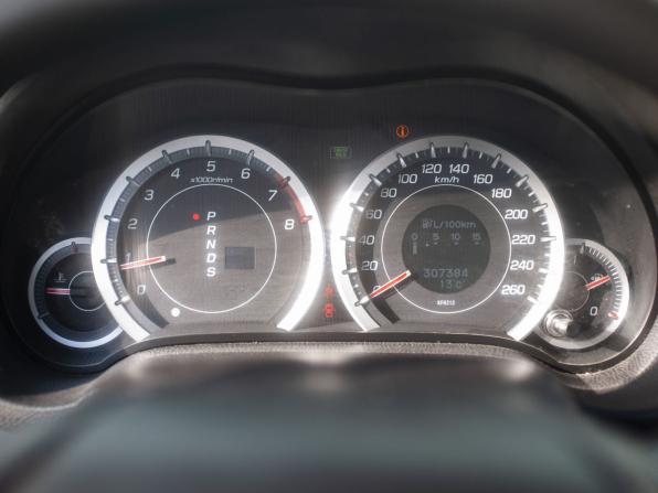 Honda Accord VIII Рестайлинг с пробегом 2012 года, цена 1 100 000 рублей, 307384 км, седан, Автокод Объявления