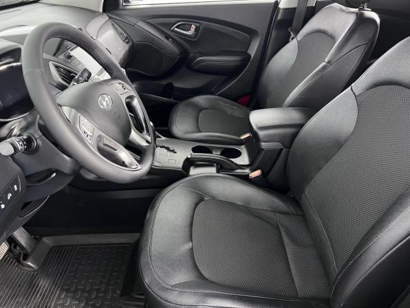 Hyundai ix35 I Рестайлинг с пробегом 2015 года, цена 1 450 000 рублей, 170650 км, внедорожник, Автокод Объявления
