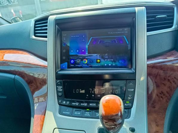 Toyota Alphard II с пробегом 2010 года, цена 1 799 995 рублей, 254511 км, минивэн, Автокод Объявления