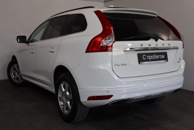 Volvo XC60 I Рестайлинг с пробегом 2017 года, цена 2 299 000 рублей, 130000 км, внедорожник, Автокод Объявления