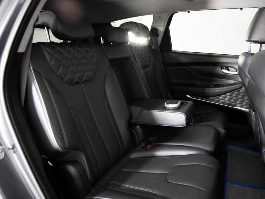 Hyundai Santa Fe IV Рестайлинг Санкт-Петербург  - изображение 22