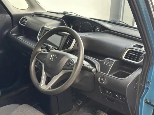 Suzuki Solio III с пробегом 2019 года, цена 920 000 рублей, 113037 км, минивэн, Автокод Объявления