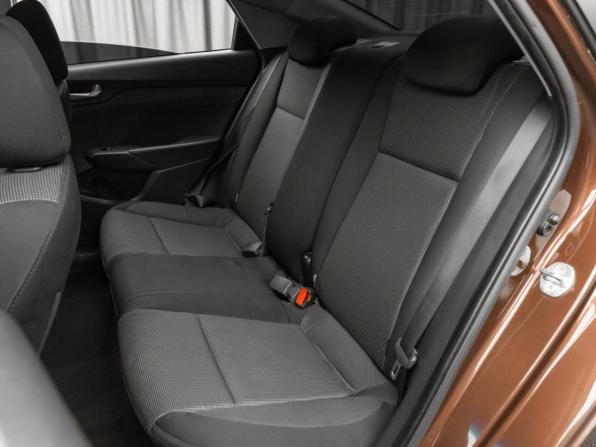 Hyundai Solaris II Рестайлинг с пробегом 2021 года, цена 1 390 000 рублей, 175641 км, седан, Автокод Объявления