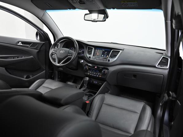 Hyundai Tucson III с пробегом 2017 года, цена 1 799 000 рублей, 137000 км, внедорожник, Автокод Объявления