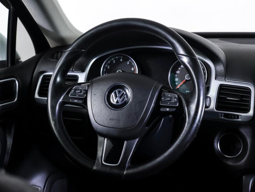 Volkswagen Touareg II Москва  - изображение 14