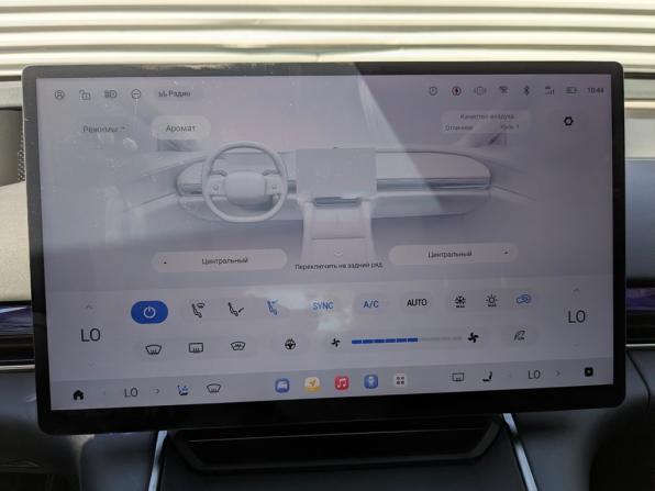 Exeed Exlantix ES с пробегом 2025 года, цена 4 550 000 рублей, 13233 км, седан, Автокод Объявления