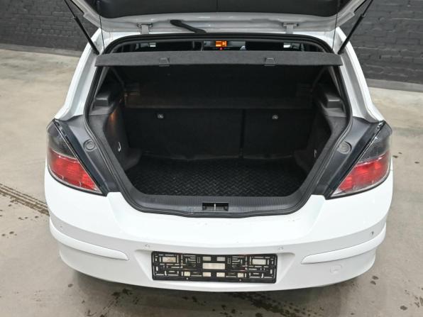 Opel Astra H Рестайлинг с пробегом 2011 года, цена 500 000 рублей, 218131 км, хэтчбек, Автокод Объявления