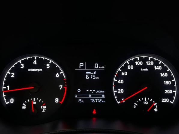 Hyundai Solaris II с пробегом 2018 года, цена 1 470 000 рублей, 77000 км, седан, Автокод Объявления
