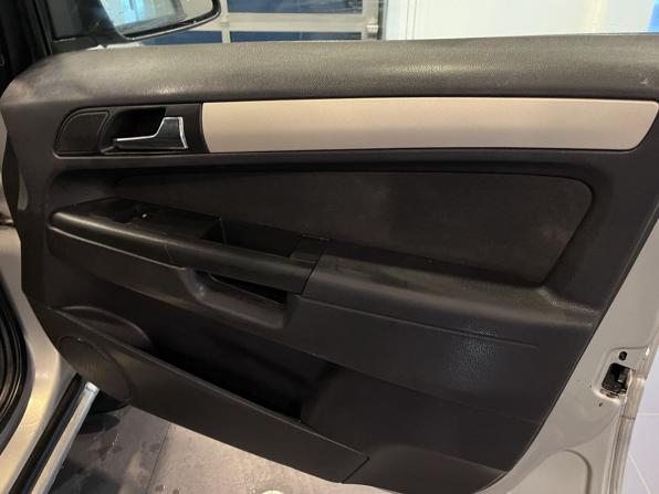 Opel Zafira B с пробегом 2008 года, цена 365 000 рублей, 329420 км, компактвэн, Автокод Объявления
