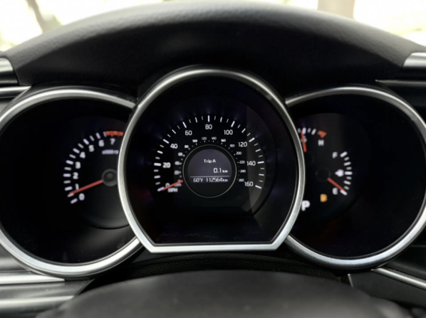 Kia Optima III Рестайлинг с пробегом 2015 года, цена 1 399 000 рублей, 112503 км, седан, Автокод Объявления