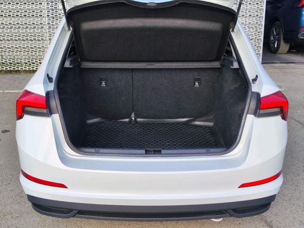 Skoda Rapid II с пробегом 2020 года, цена 1 555 000 рублей, 130375 км, лифтбек, Автокод Объявления