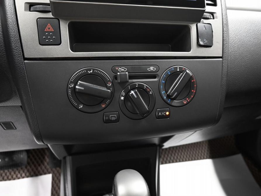 Nissan Tiida I Рестайлинг Тверь  - изображение 15
