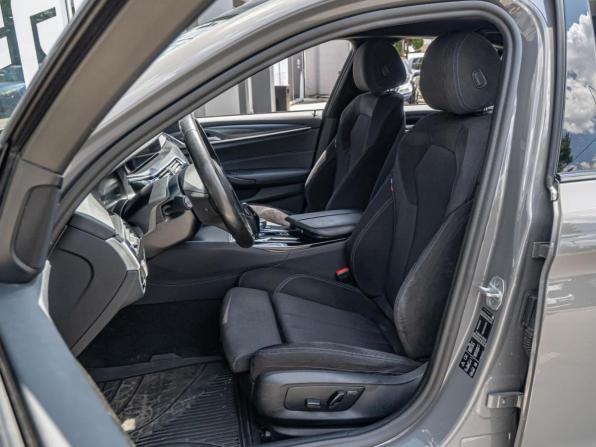 BMW 5 серии VII (G30/G31/G38) Рестайлинг с пробегом 2021 года, цена 4 940 000 рублей, 117509 км, седан, Автокод Объявления