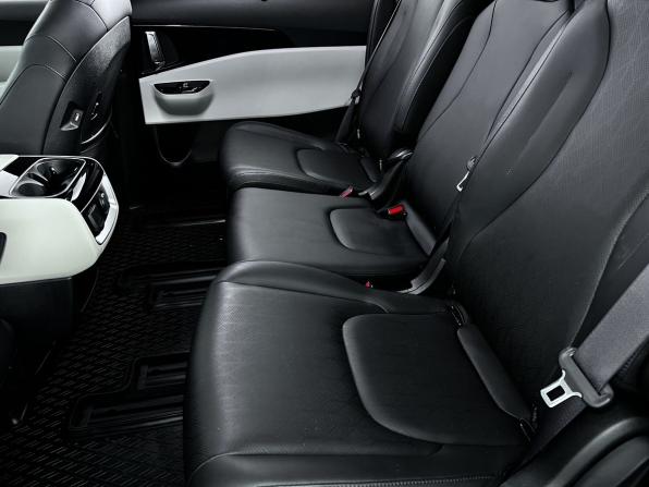 Kia Carnival IV с пробегом 2022 года, цена 4 350 000 рублей, 49384 км, минивэн, Автокод Объявления