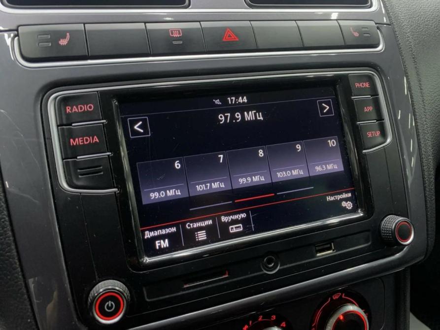Volkswagen Polo V Рестайлинг Азнакаево  - изображение 19