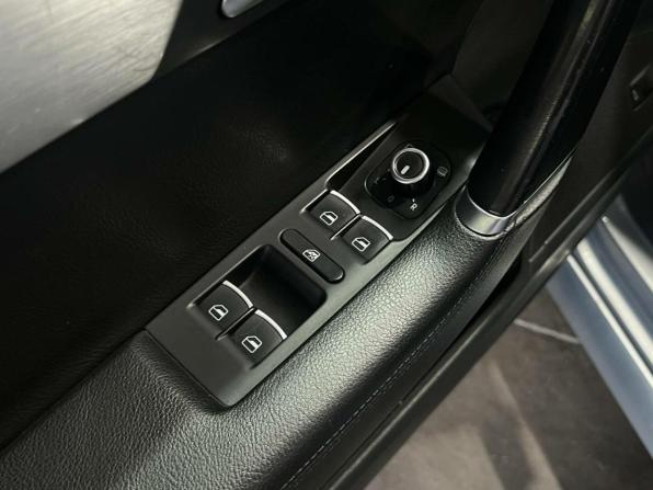 Volkswagen Passat B7 с пробегом 2012 года, цена 1 150 000 рублей, 215859 км, седан, Автокод Объявления